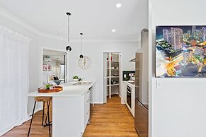 Comfortable 3-Bedroom Home Near City