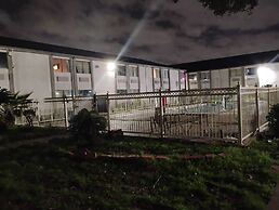 Executive inn ad suites