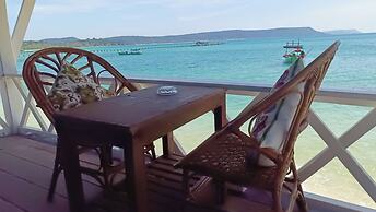 Paradiso Ocean Front Bungalows