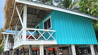 Paradiso Ocean Front Bungalows