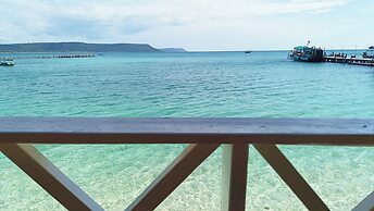 Paradiso Ocean Front Bungalows