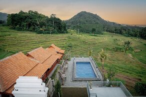 The Swantari by ARBA