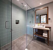 Iconic Long Hai Hotel