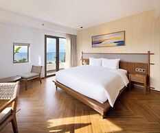 Iconic Long Hai Hotel