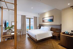 Iconic Long Hai Hotel