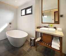 Iconic Long Hai Hotel