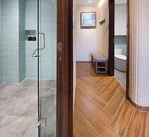 Iconic Long Hai Hotel