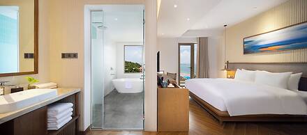 Iconic Long Hai Hotel