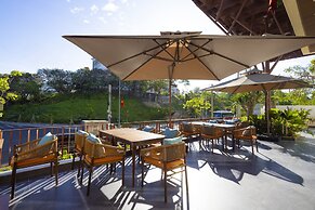 Iconic Long Hai Hotel