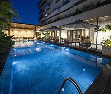 Iconic Long Hai Hotel