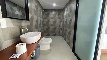 Bluewaves Hostel & Villa Panagsama by Hiverooms