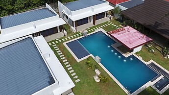 Bluewaves Hostel & Villa Panagsama by Hiverooms