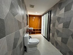 Bluewaves Hostel & Villa Panagsama by Hiverooms