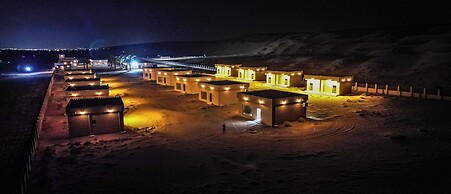 Modern desert gate resort