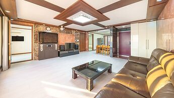 Goseong Beach Jin Spa Pension