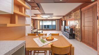 Goseong Beach Jin Spa Pension