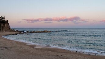 Goseong Beach Jin Spa Pension