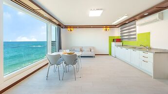 Goseong Beach Jin Spa Pension