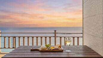 Goseong Beach Jin Spa Pension