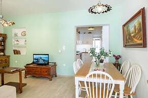 Contessa Elli Residences