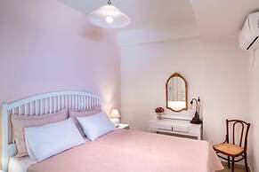 Contessa Elli Residences