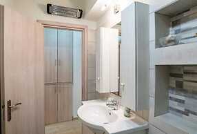 Contessa Elli Residences