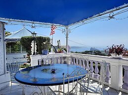 Villa Lesto Holiday Home - Ischia Apartments