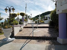 Villa Lesto Holiday Home - Ischia Apartments