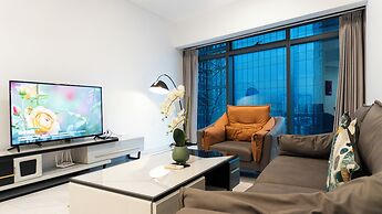 Moonway Luxury Suites At Eaton Residence