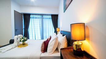 Moonway Luxury Suites At Eaton Residence