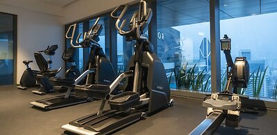 Moonway Luxury Suites At Eaton Residence