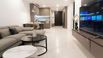 Moonway Luxury Suites At Eaton Residence