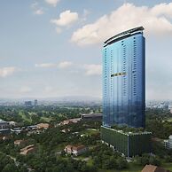 Moonway Luxury Suites At Eaton Residence