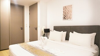 Moonway Luxury Suites At Eaton Residence