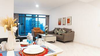 Moonway Luxury Suites At Eaton Residence