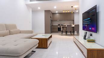 Moonway Luxury Suites At Eaton Residence