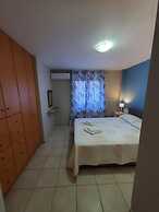 Sior Dionysios Apartments