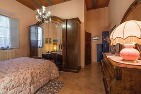 Gaby Apartment In Villa Wifi Pisa