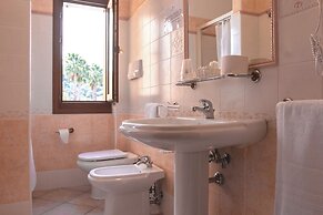 Violet Residence In Orosei