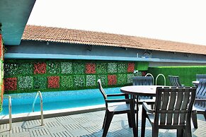 HOTEL THE GOLDEN SANDS