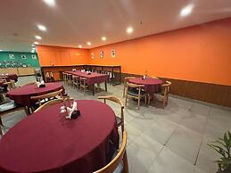 HOTEL THE GOLDEN SANDS