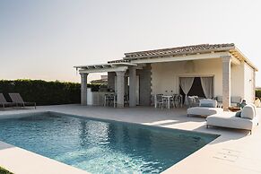 Villa Blue Sphere with pool