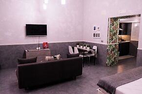 A un passo dal Castello Maschio Angioino