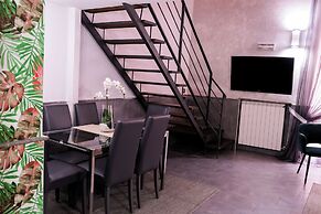 A un passo dal Castello Maschio Angioino