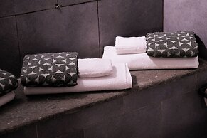 A un passo dal Castello Maschio Angioino