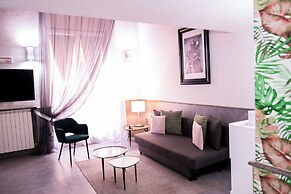 A un passo dal Castello Maschio Angioino