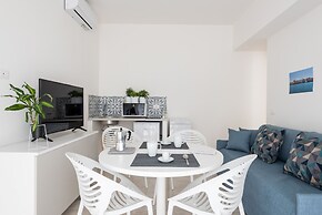 Crispi Bilo 1 con Balcone - Locazione