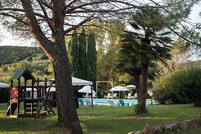 Podere Cascatelle & Agriletizia