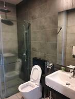 Grand Lumia Suite At Opus Residence