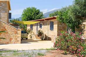 Villa Eleni - Private Pool Retreat Near Kardamili